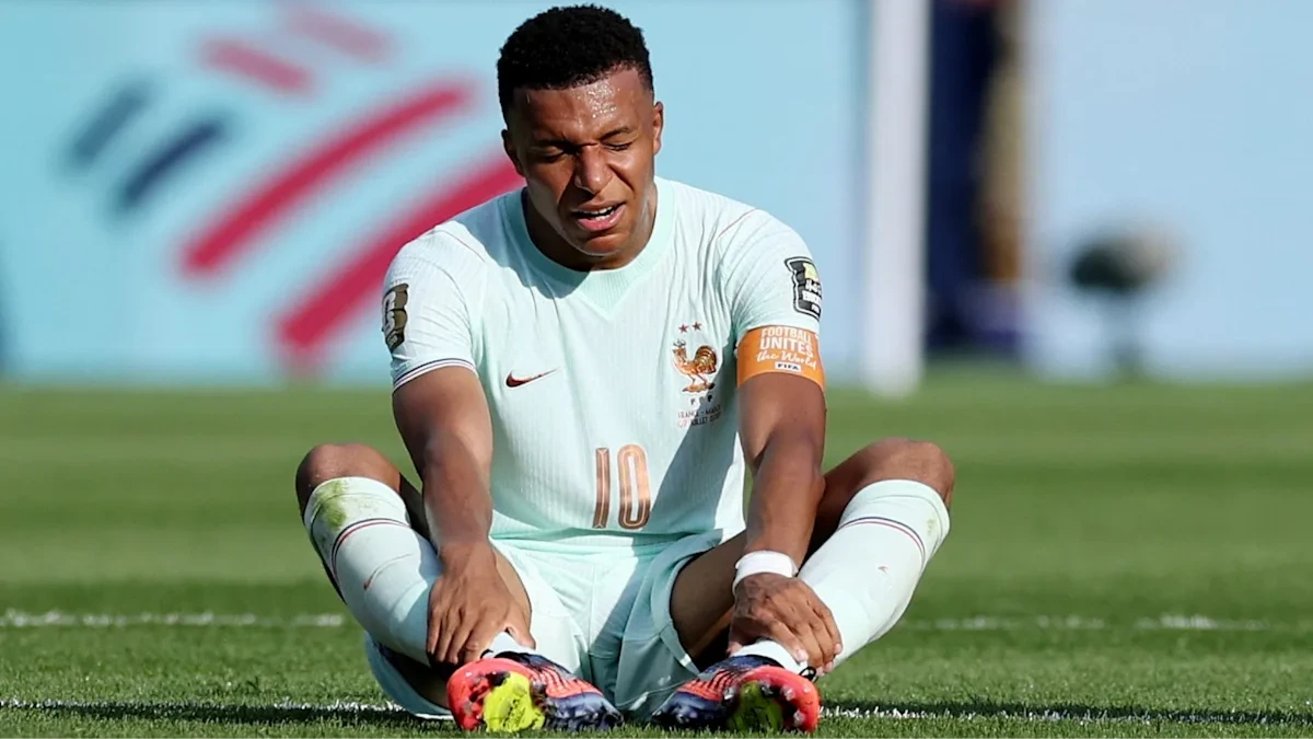 Đội tuyển Pháp lo lắng về chấn thương của Mbappe