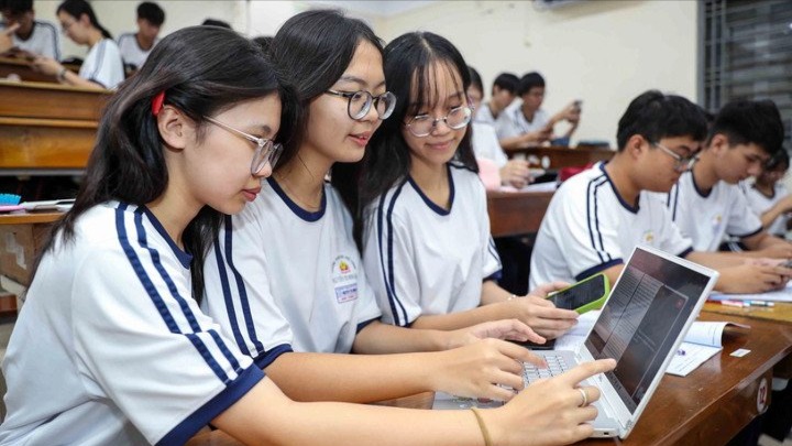 Tuyển sinh thời AI: Xu hướng chọn trường, ngành học