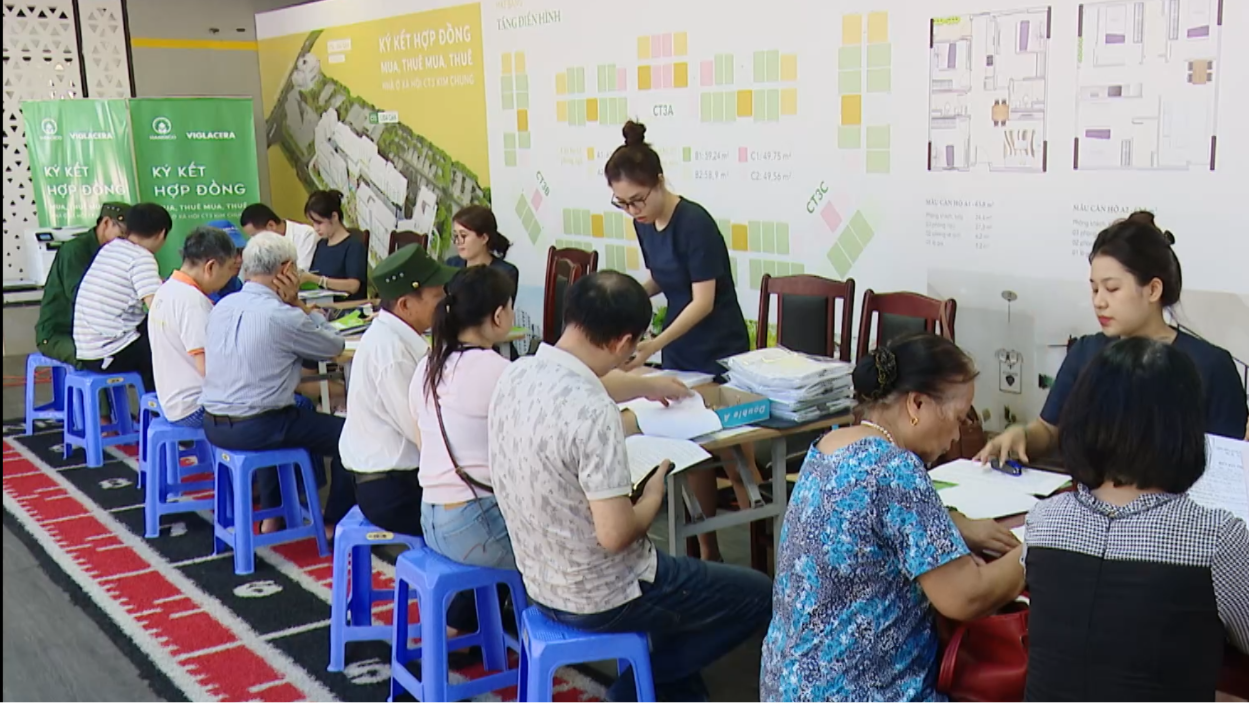 Ký hợp đồng mua bán dự án nhà ở xã hội Kim Chung