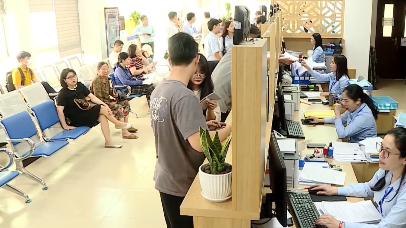 Hiệu quả chuyển đối số trong thực thi công vụ ở Hà Nội