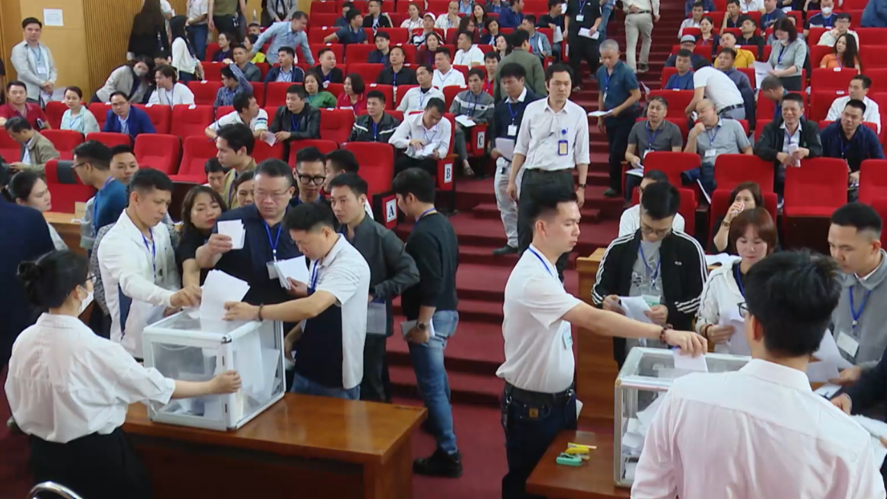 Nhà đầu tư đấu giá đất thận trọng hơn