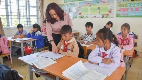 Nhà giáo nghỉ hưu được ký hợp đồng giảng dạy toàn thời gian