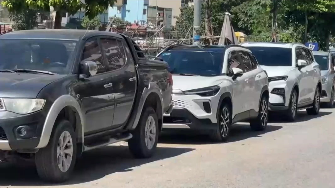 Phường Hà Đông: Lộn xộn trên phố Ngô Thì Sỹ