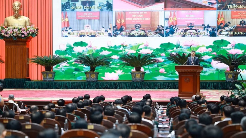 Triển khai hiệu quả nền quốc phòng toàn dân vững mạnh, hiện đại