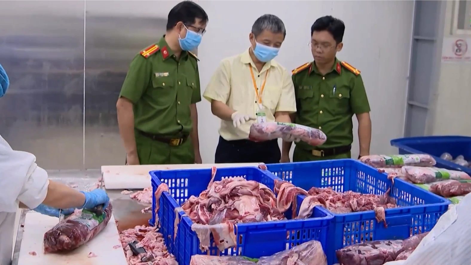 Đề xuất phạt tù đến 12 năm tội “Sản xuất, buôn bán thực phẩm kém chất lượng”