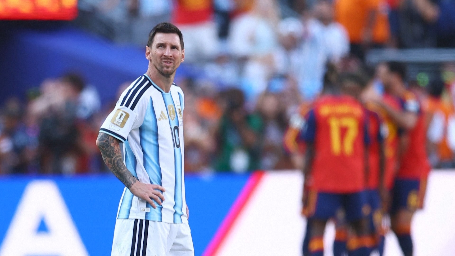Sự trùng hợp kỳ lạ giữa Messi và Maradona