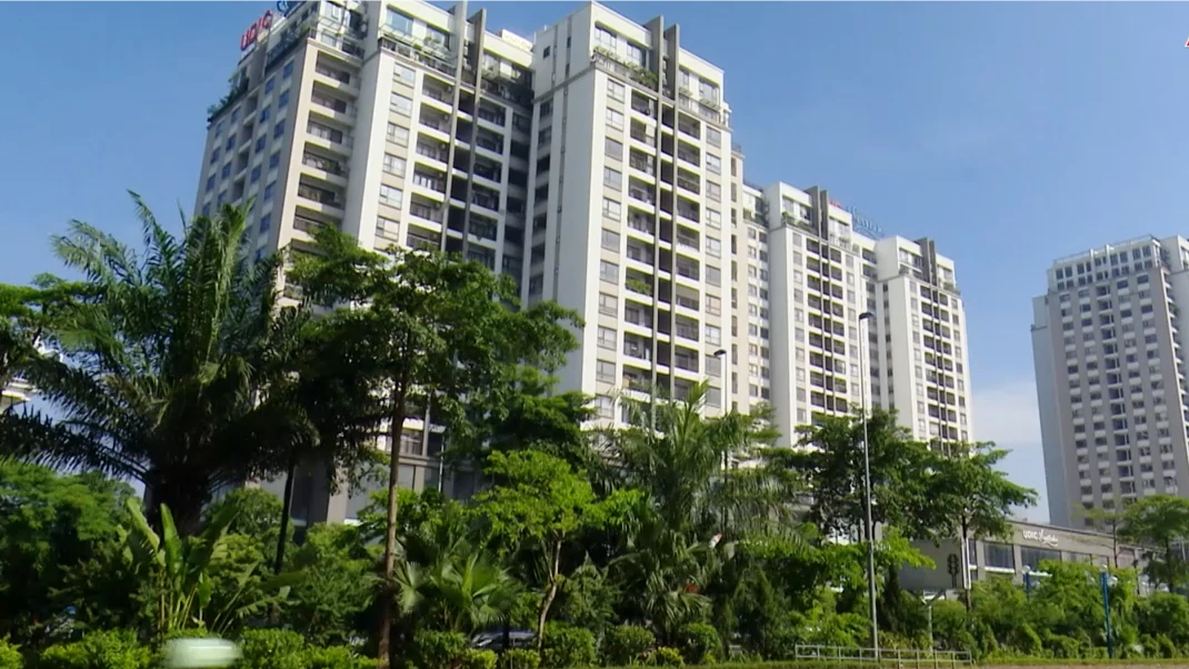 Giá căn hộ neo cao, tâm lý người mua thận trọng hơn