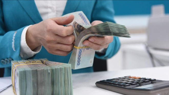 Dòng tiền vẫn gửi nhiều vào ngân hàng | Vấn đề kinh tế | 24/07/2026
