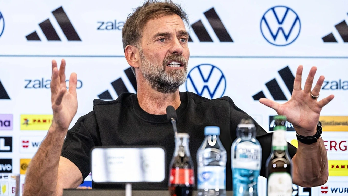 HLV Jurgen Klopp bắt đầu công việc tại đội tuyển Đức
