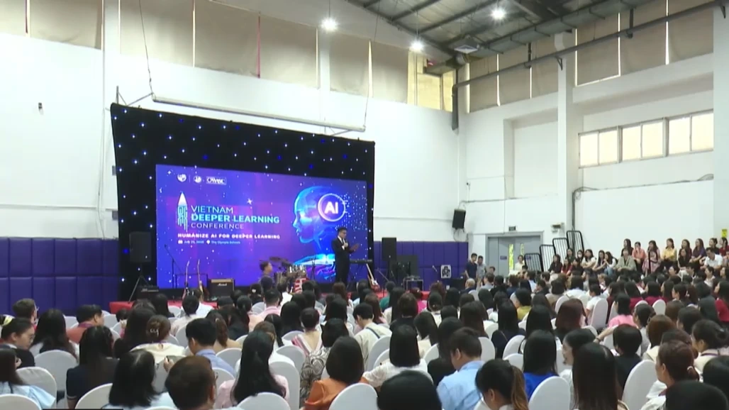 Nhân bản hóa AI để học sâu