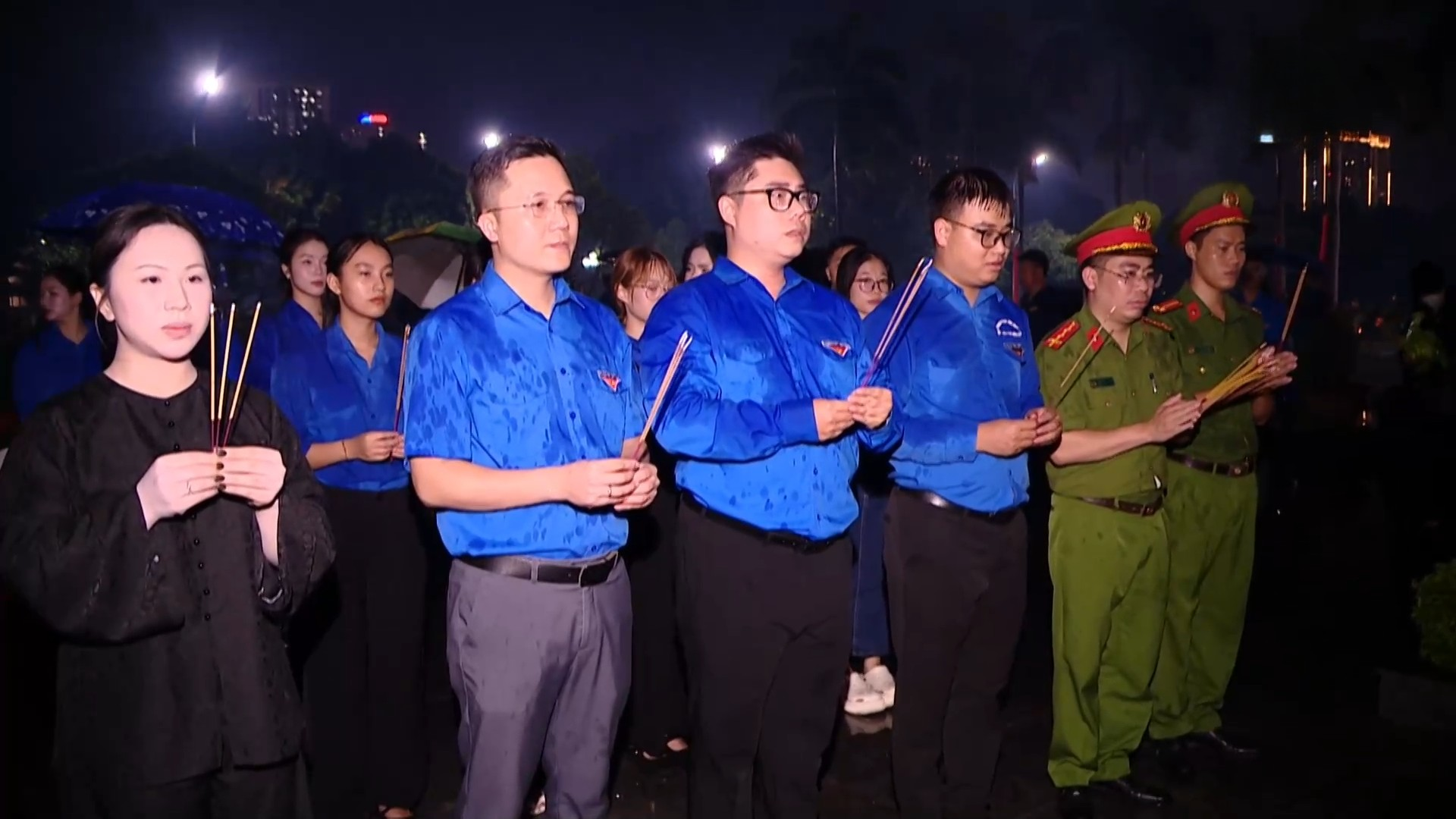 Tuổi trẻ thắp sáng tri ân – Tiếp nối đạo lý uống nước nhớ nguồn
