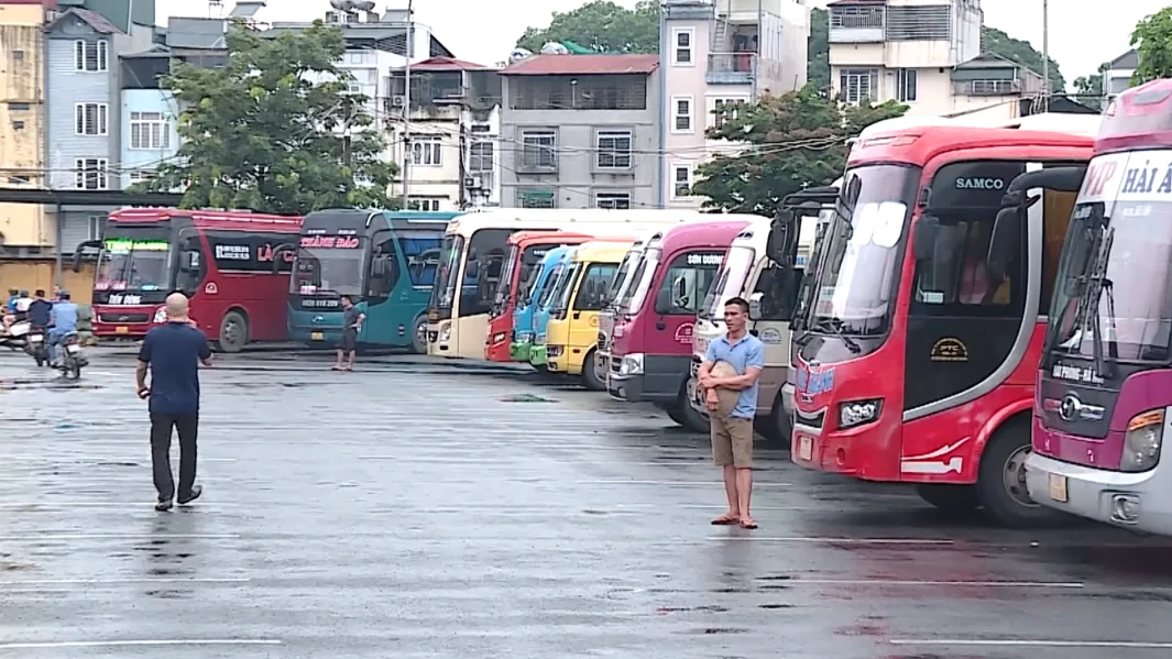 Tăng cường quản lý vận tải hành khách bằng xe ô tô