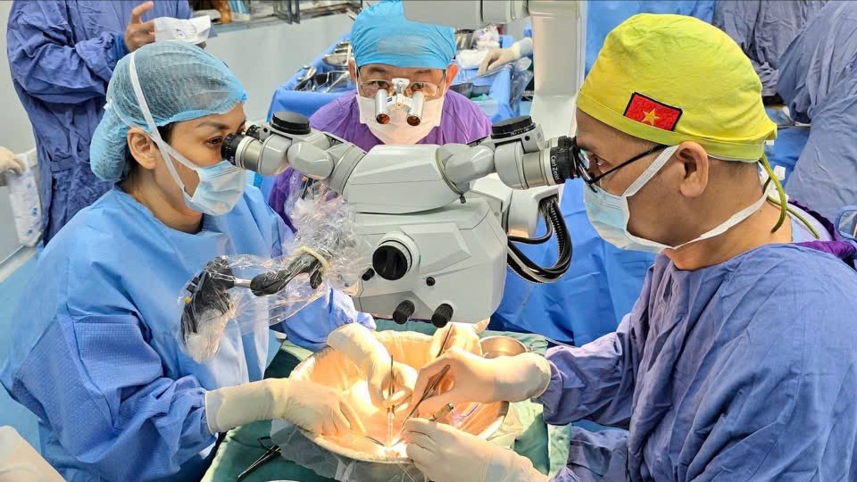 Lần đầu tiên Việt Nam ghép thành công dương vật từ người hiến chết não