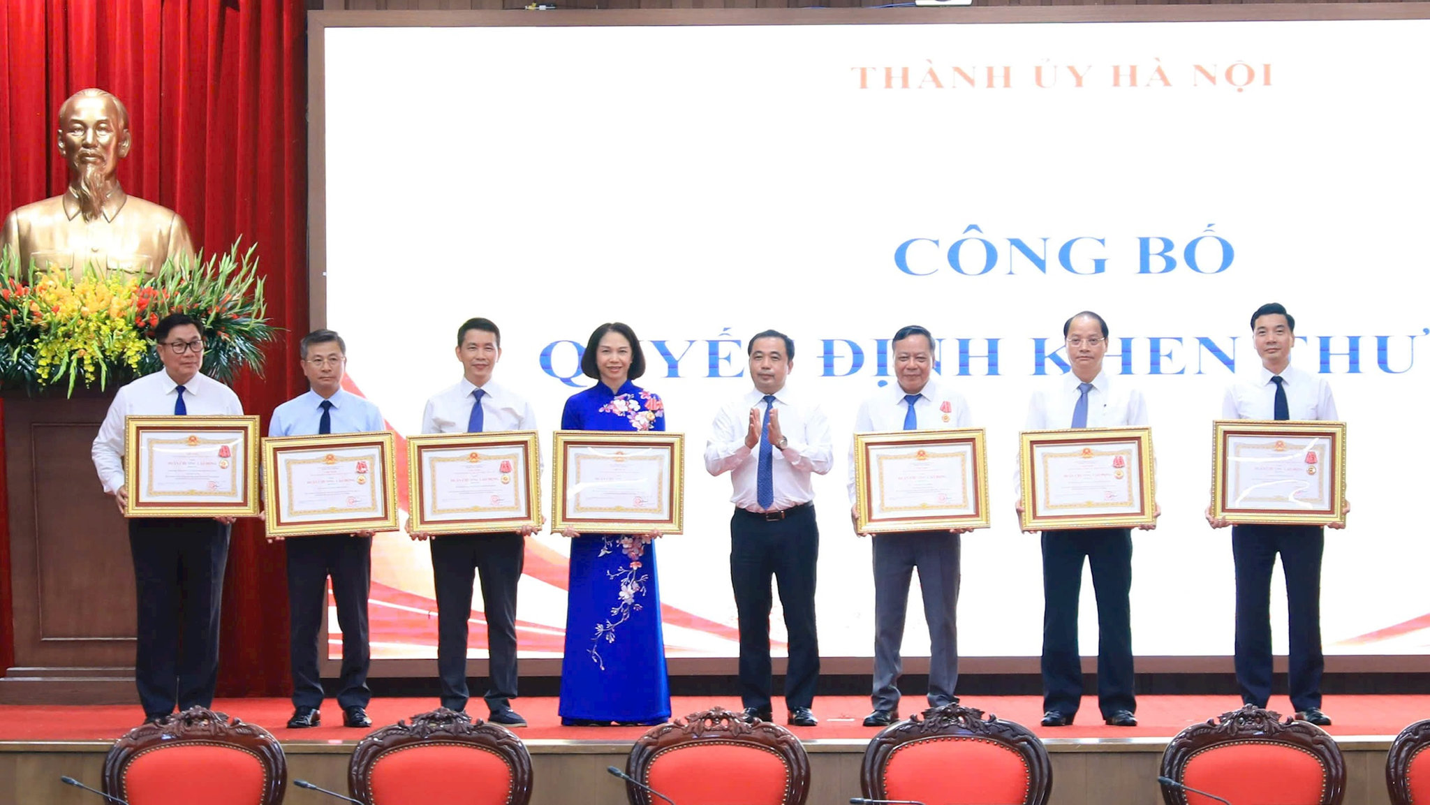 5 tập thể, cá nhân vinh dự nhận Huân chương Lao động hạng Ba