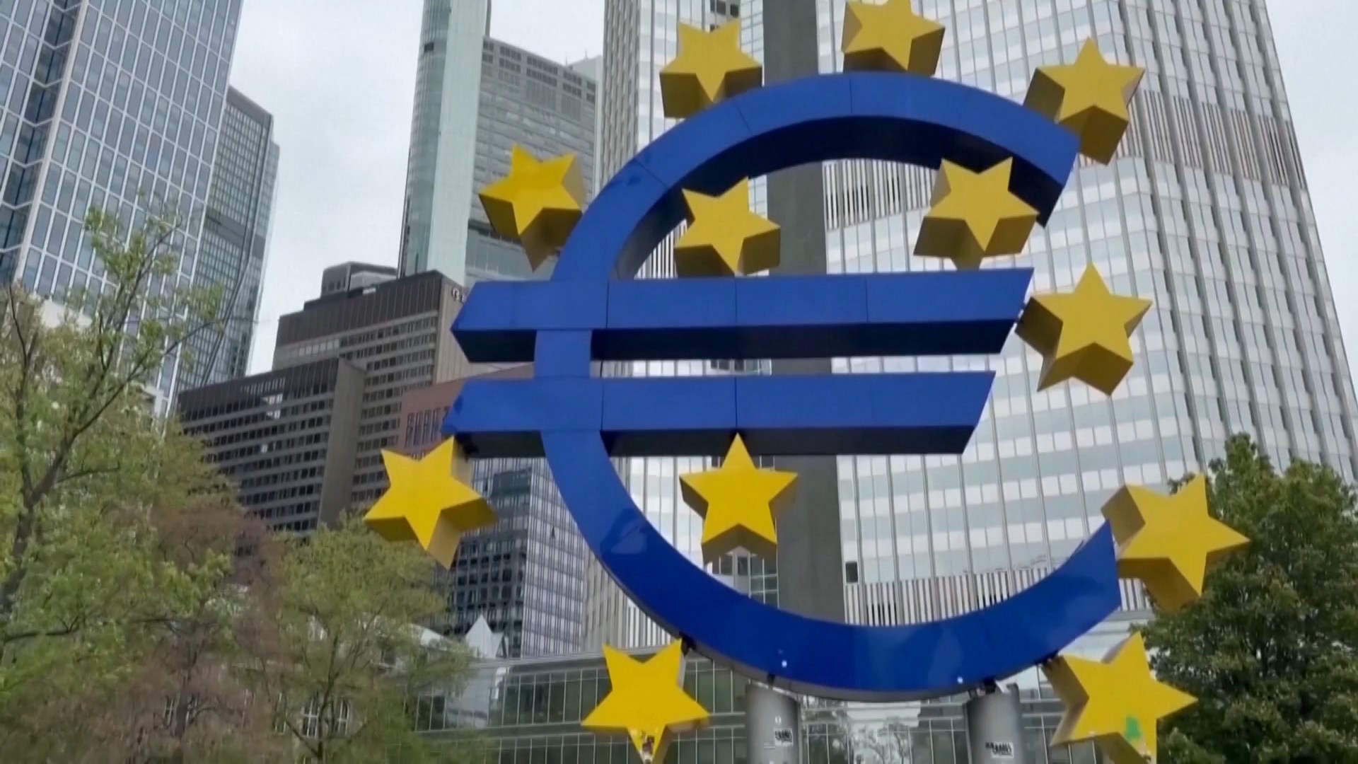 Lạm phát Eurozone chậm lại trong tháng 6