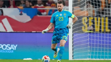 Unai Simon phá kỷ lục giữ sạch lưới ở World Cup