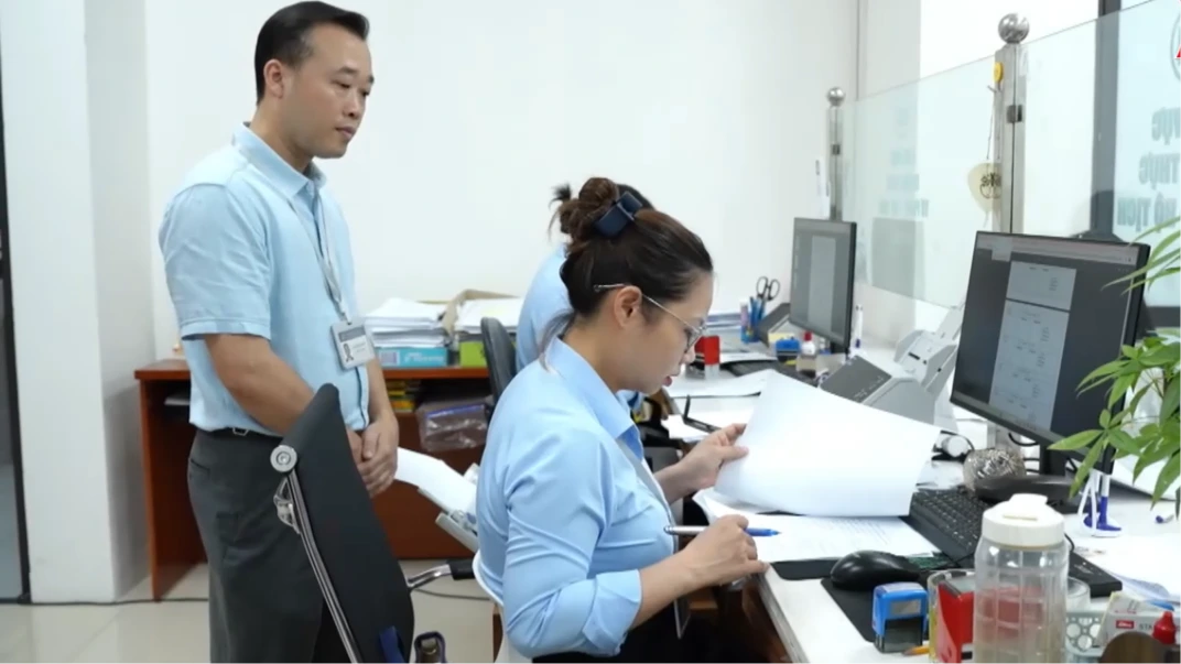 Dấu ấn chuyển đổi số từ chính quyền hai cấp tại phường Láng