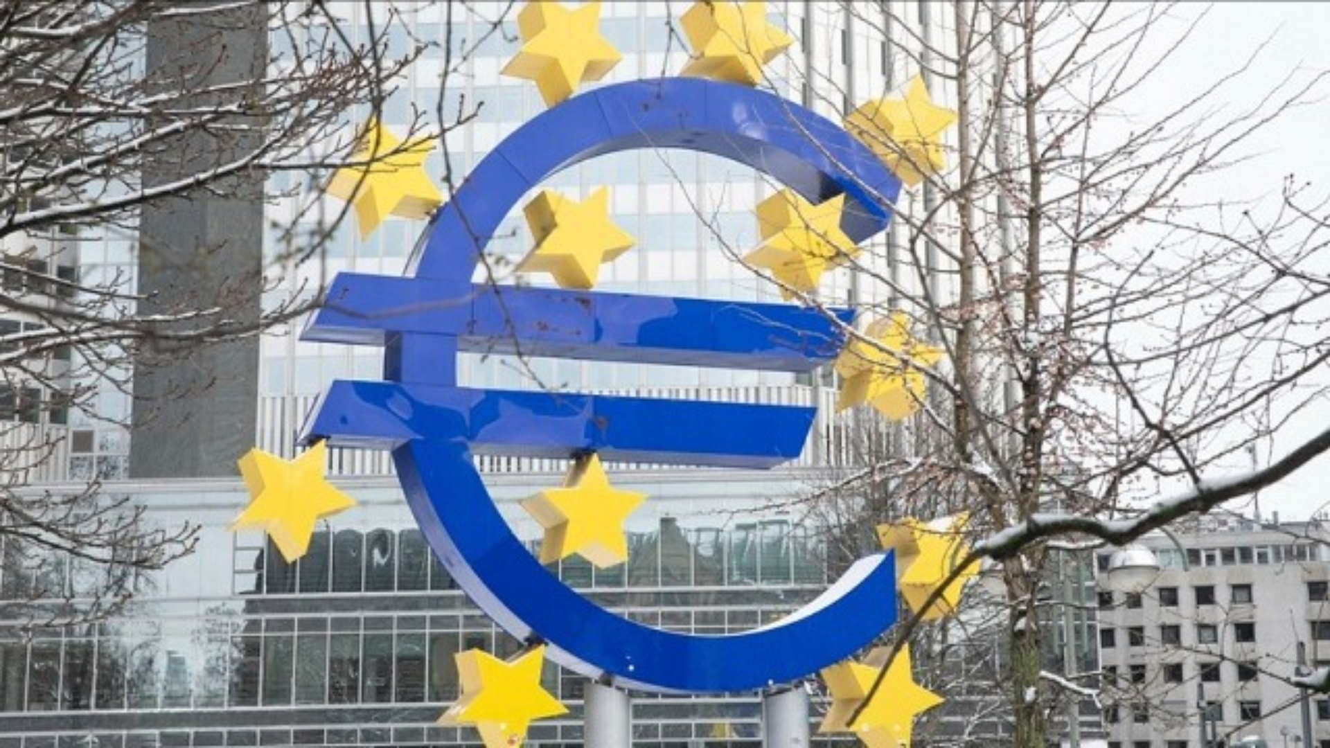 Kinh tế Eurozone tăng trưởng vượt dự báo