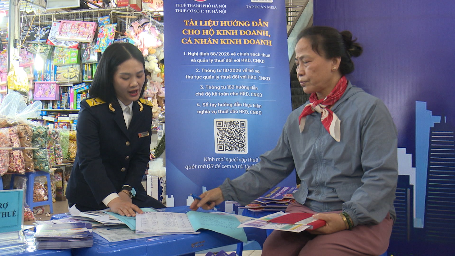 Đồng hành cùng hộ kinh doanh thực hiện chính sách thuế mới