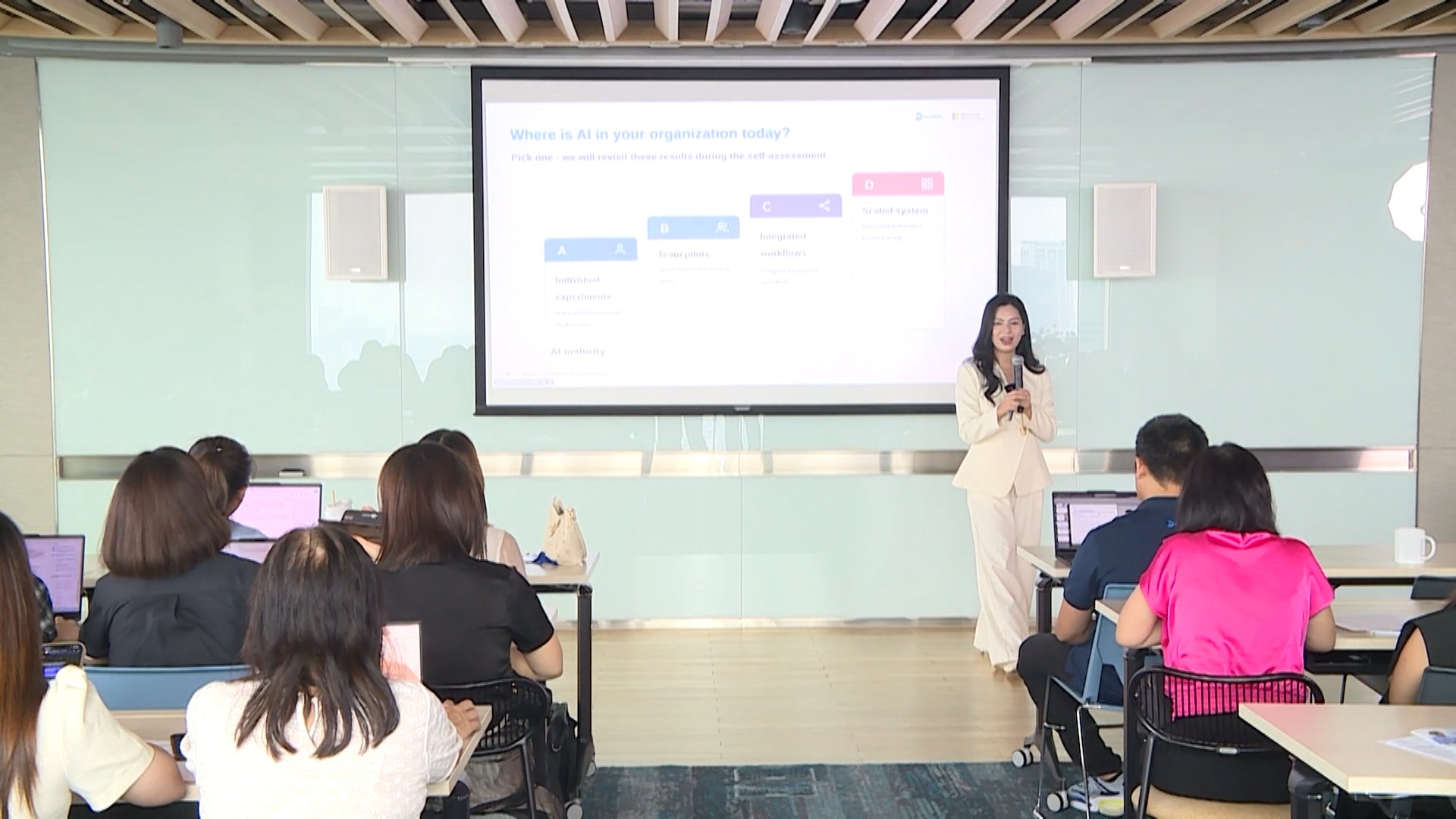 A.I thúc đẩy doanh nghiệp đổi mới mô hình vận hành