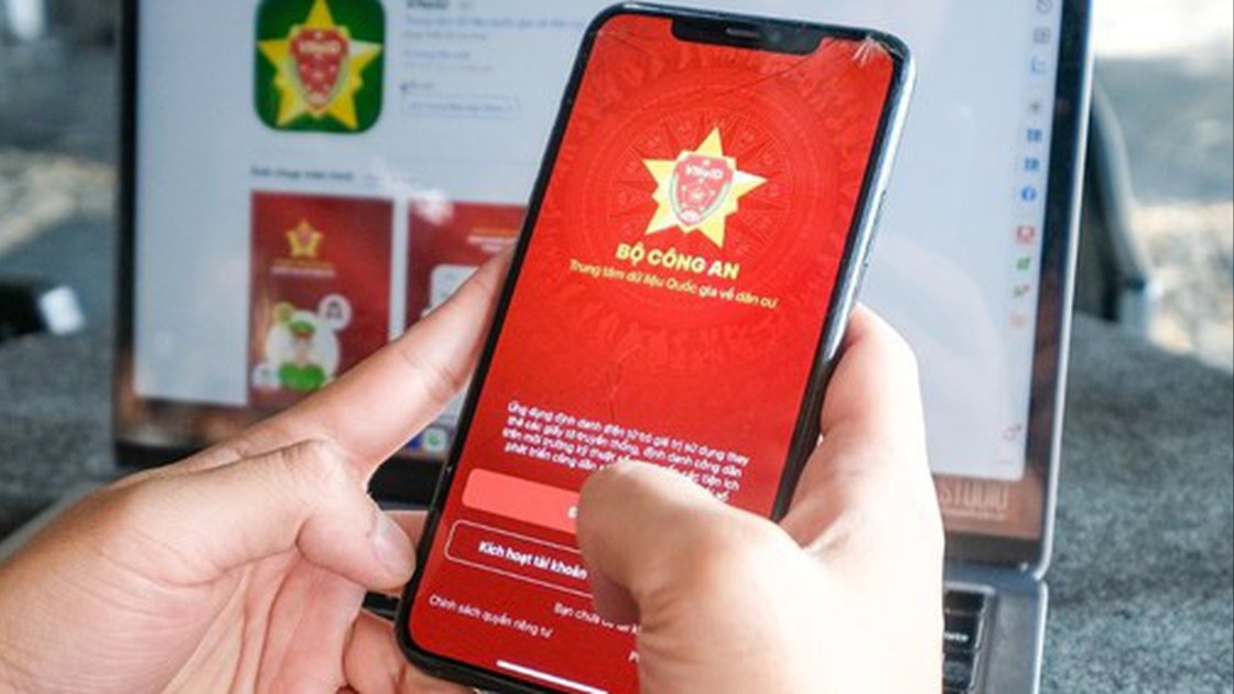 Đến ngày 15/10: 100% người dân có sổ sức khoẻ điện tử trên VNeID