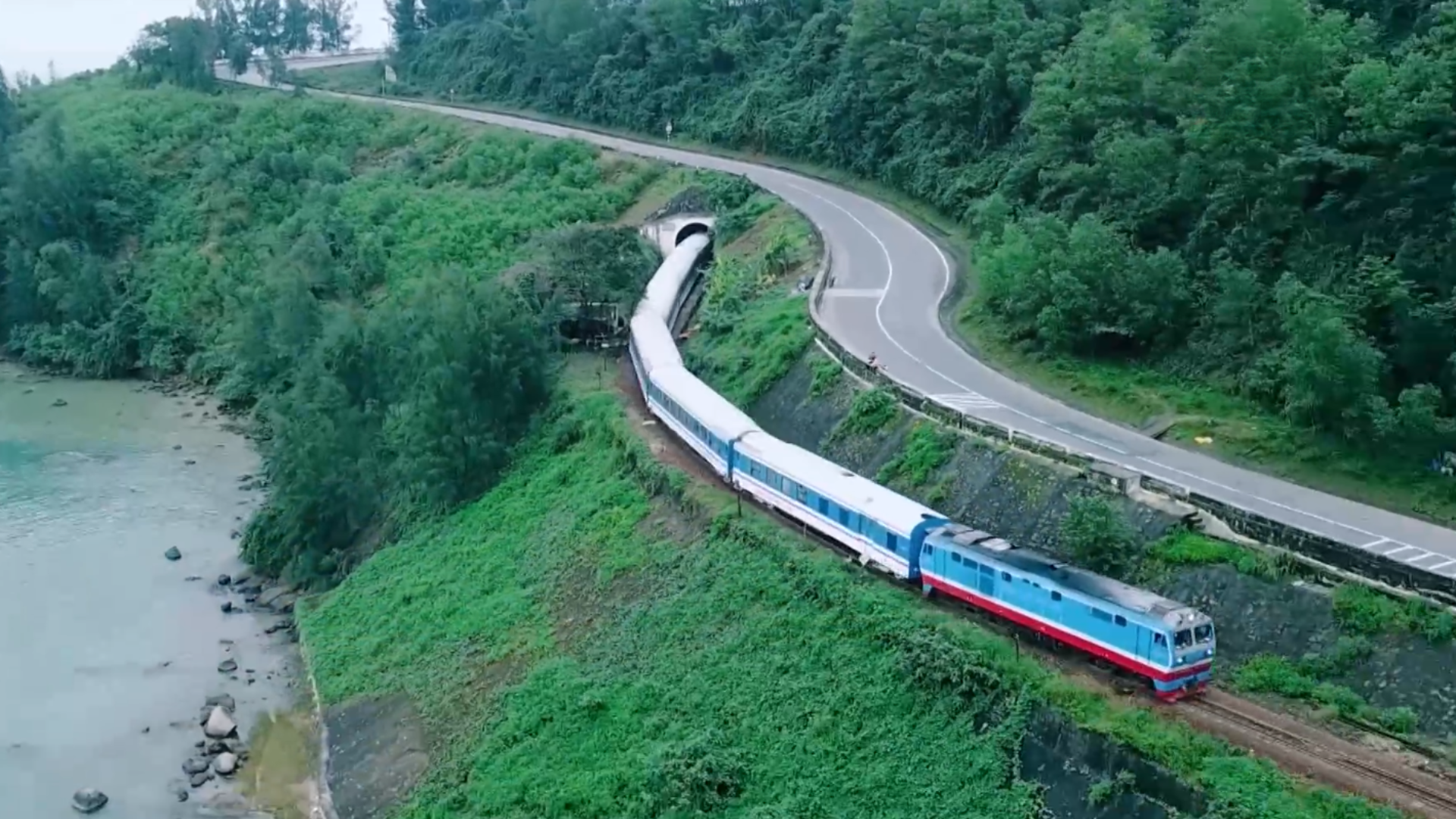 Đường sắt mở bán vé tàu khách đi các tuyến sau hè 