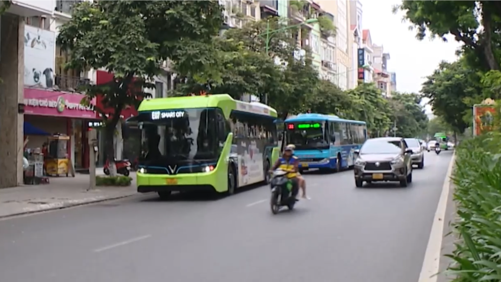 Hà Nội dẫn đầu cả nước về chuyển đổi xe buýt xanh  