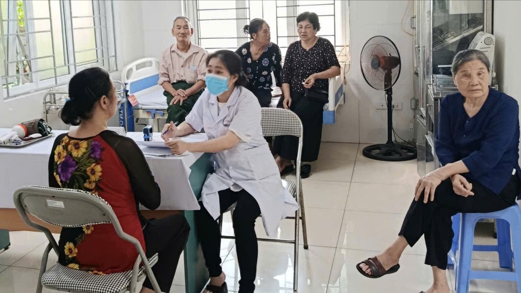Hà Nội hỗ trợ 100% mức đóng BHYT cho nhiều nhóm đối tượng