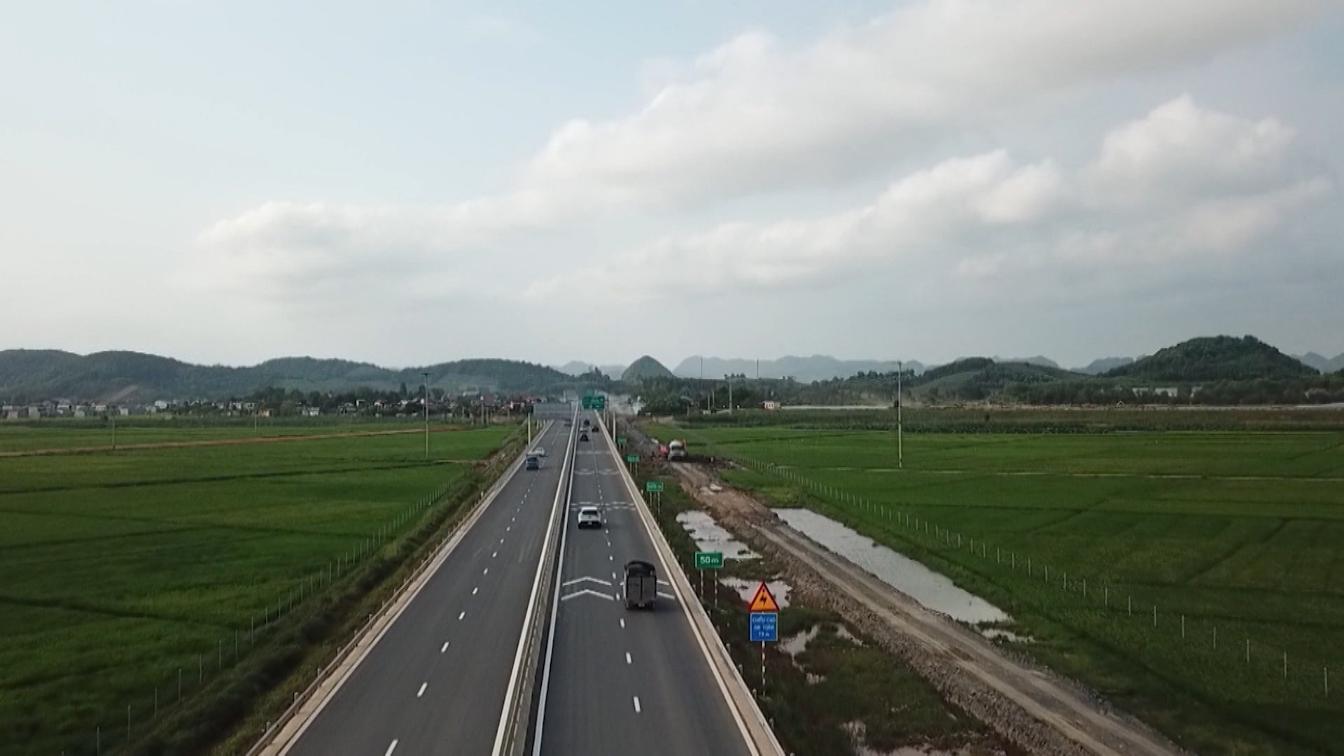 Cả nước có 3.345km đường bộ cao tốc đang khai thác