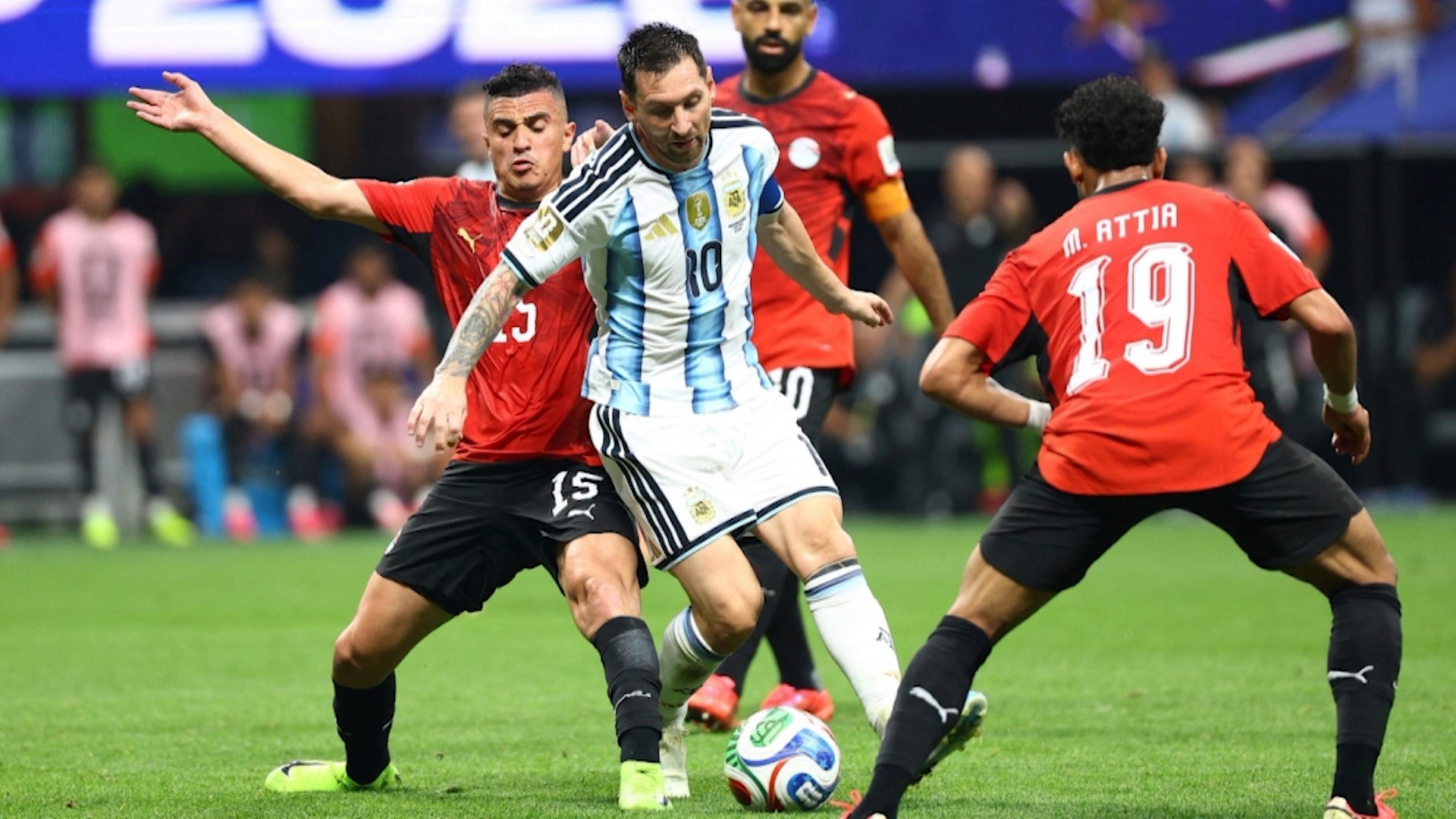 Argentina ngược dòng ngoạn mục vào tứ kết World Cup 2026