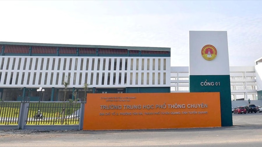 Khởi tố một Phó hiệu trưởng vụ điểm thi cao bất thường ở Tuyên Quang