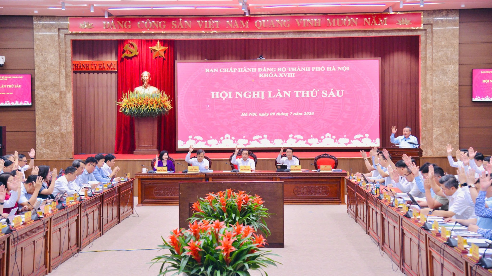 Quyết tâm hành động với nỗ lực lớn nhất, hoàn thành chỉ tiêu đặt ra