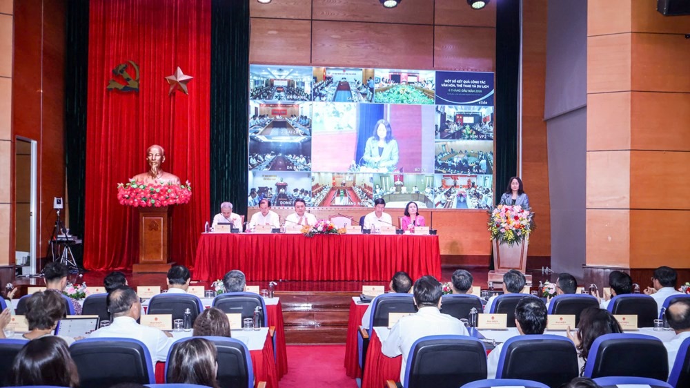 Đổi mới quản trị phát triển văn hóa, thể thao và du lịch