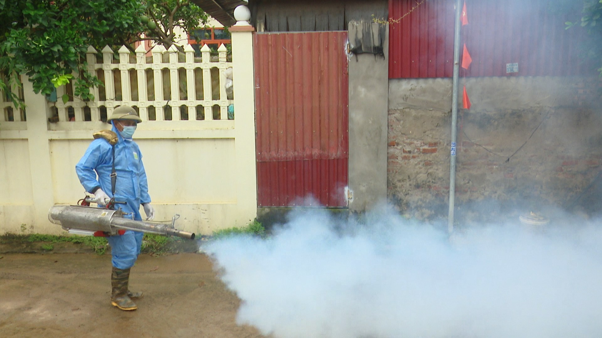 Hà Nội ngăn chặn dịch sốt xuất huyết