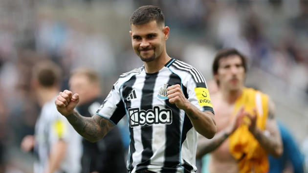 Arsenal chốt giá 77 triệu bảng Anh cho Bruno Guimaraes
