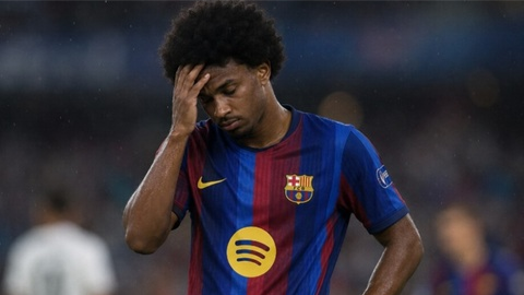 Adeyemi ra mắt Barcelona trong trận giao hữu