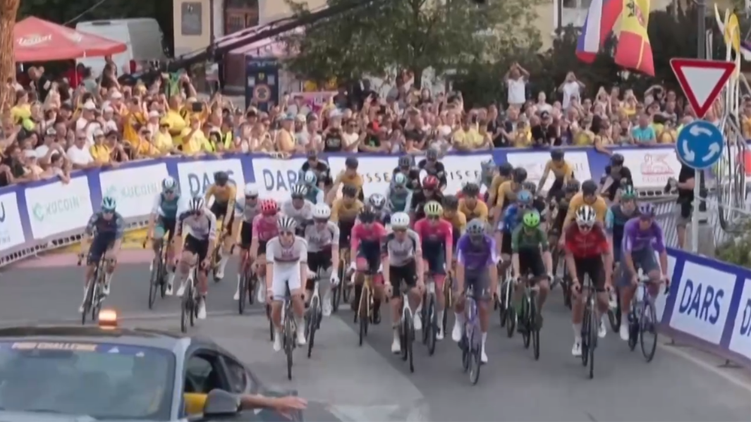 Huyền thoại Tour de France truyền cảm hứng cho giới trẻ