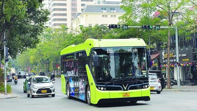 Hà Nội dẫn đầu cả nước về chuyển đổi xe buýt xanh