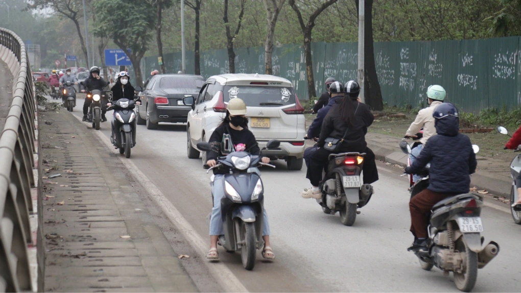 Tăng cường xử phạt tài xế điều khiển xe ngược chiều