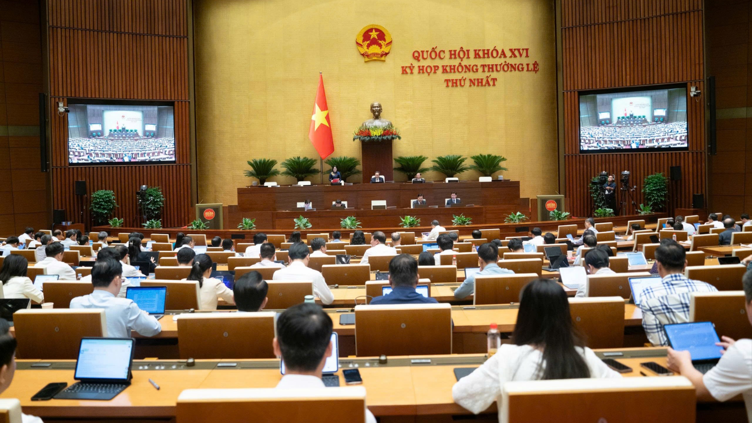 Đề xuất cấm xuất cảnh lao động từng vi phạm ở nước ngoài