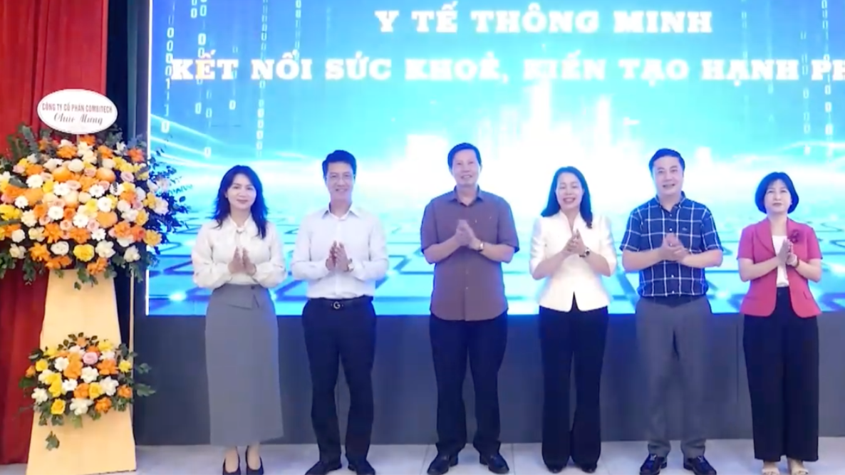 Phường Cầu Giấy ra mắt mô hình 'Trạm Y tế thông minh'
