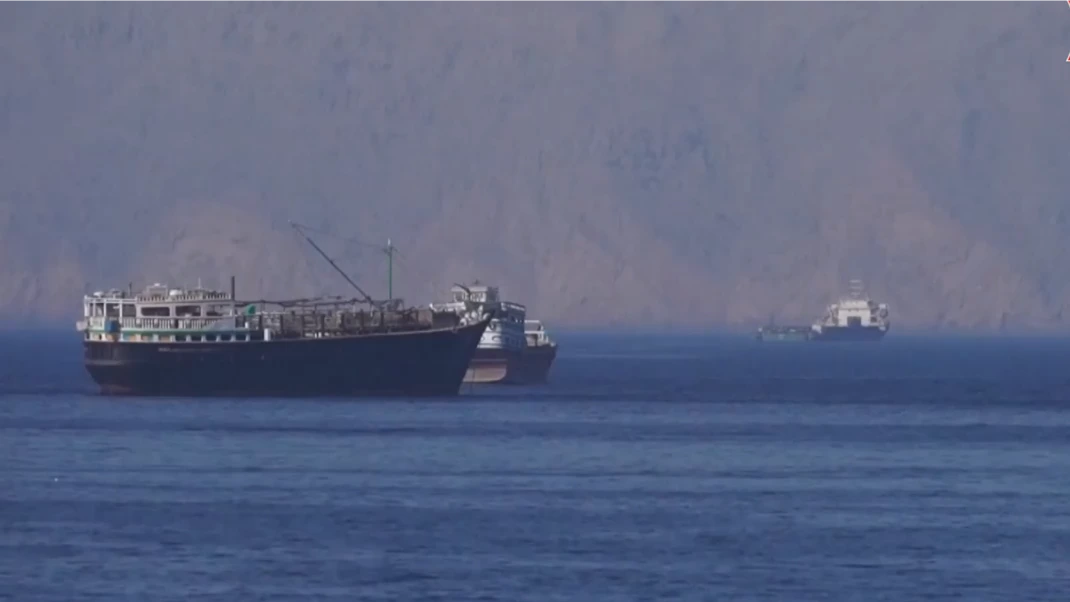 Iran khẳng định tiếp tục kiểm soát eo biển Hormuz