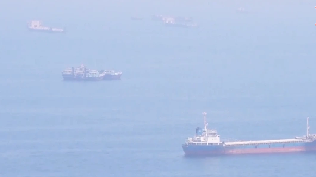 Iran tái khẳng định điều kiện mở lại eo biển Hormuz