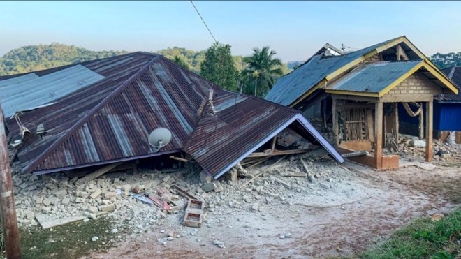 Indonesia ban bố cảnh báo sóng thần sau động đất 7,7 độ