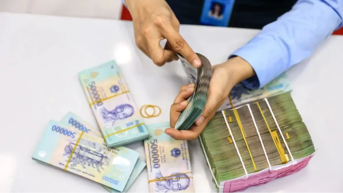 Ngân hàng đồng loạt giảm lãi suất sau chỉ đạo Thủ tướng