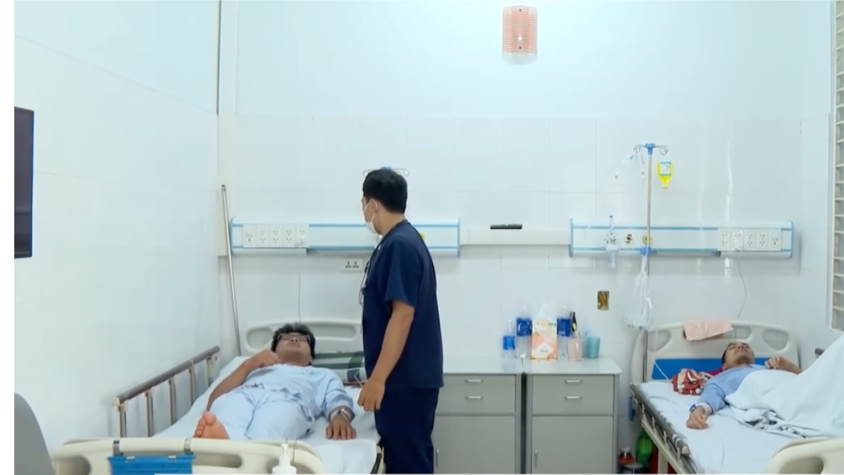 Cảnh báo bệnh chuyển nặng khi sốt xuất huyết vào cao điểm