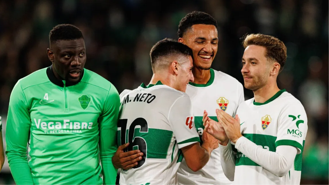Deportivo và Elche chia điểm tại La Liga