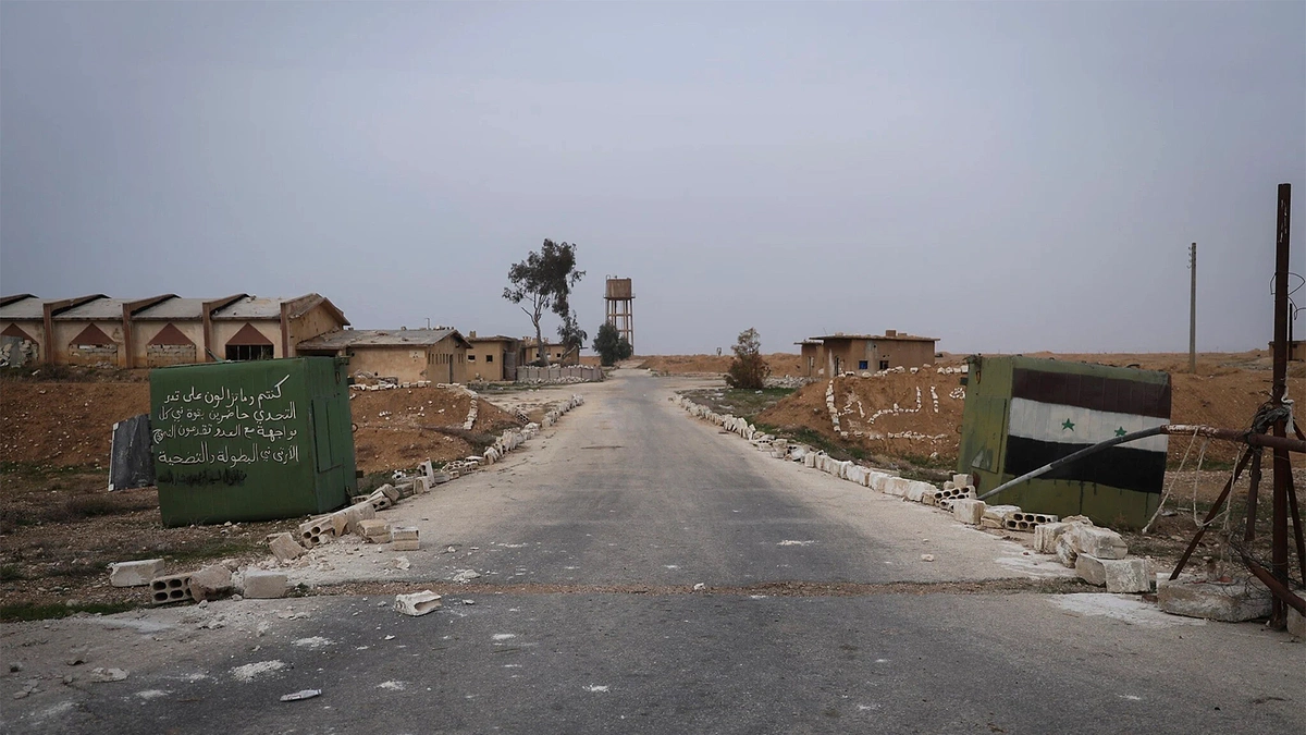 Syria cáo buộc Israel ném bom căn cứ không quân ở Idlib