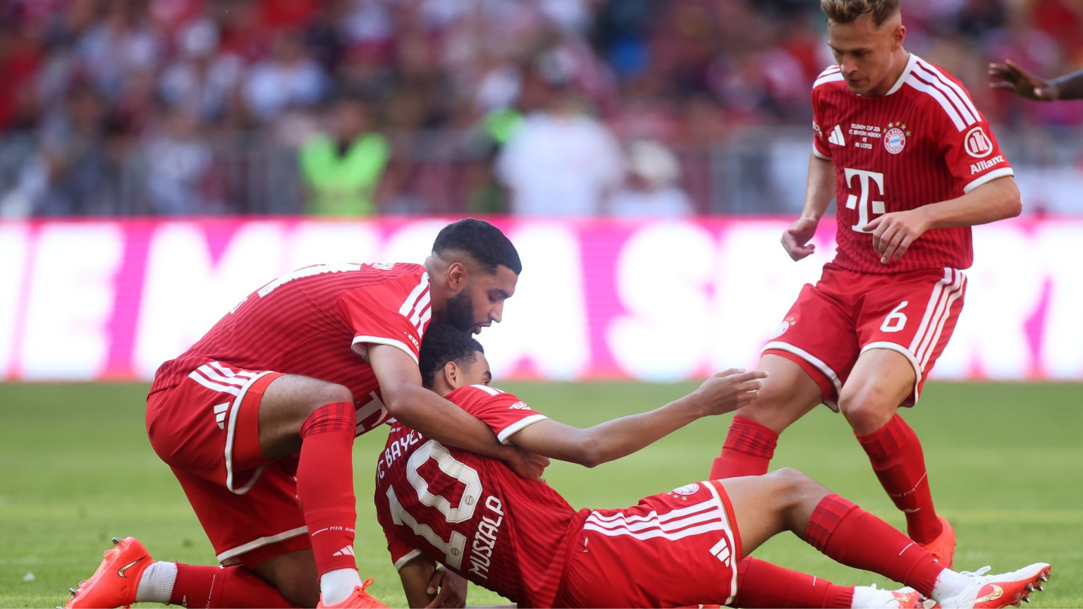 Bayern Munich thắng trong ngày Musiala lại gặp rắc rối