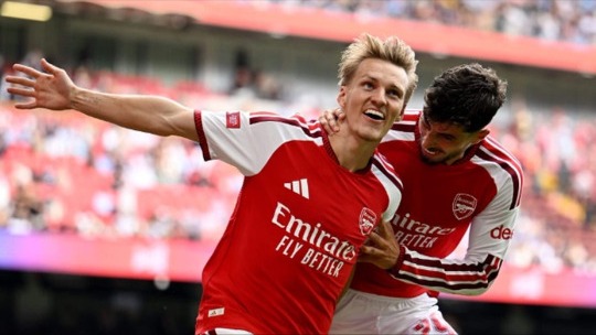 Siêu máy tính dự đoán Arsenal tiếp tục vô địch Ngoại hạng Anh